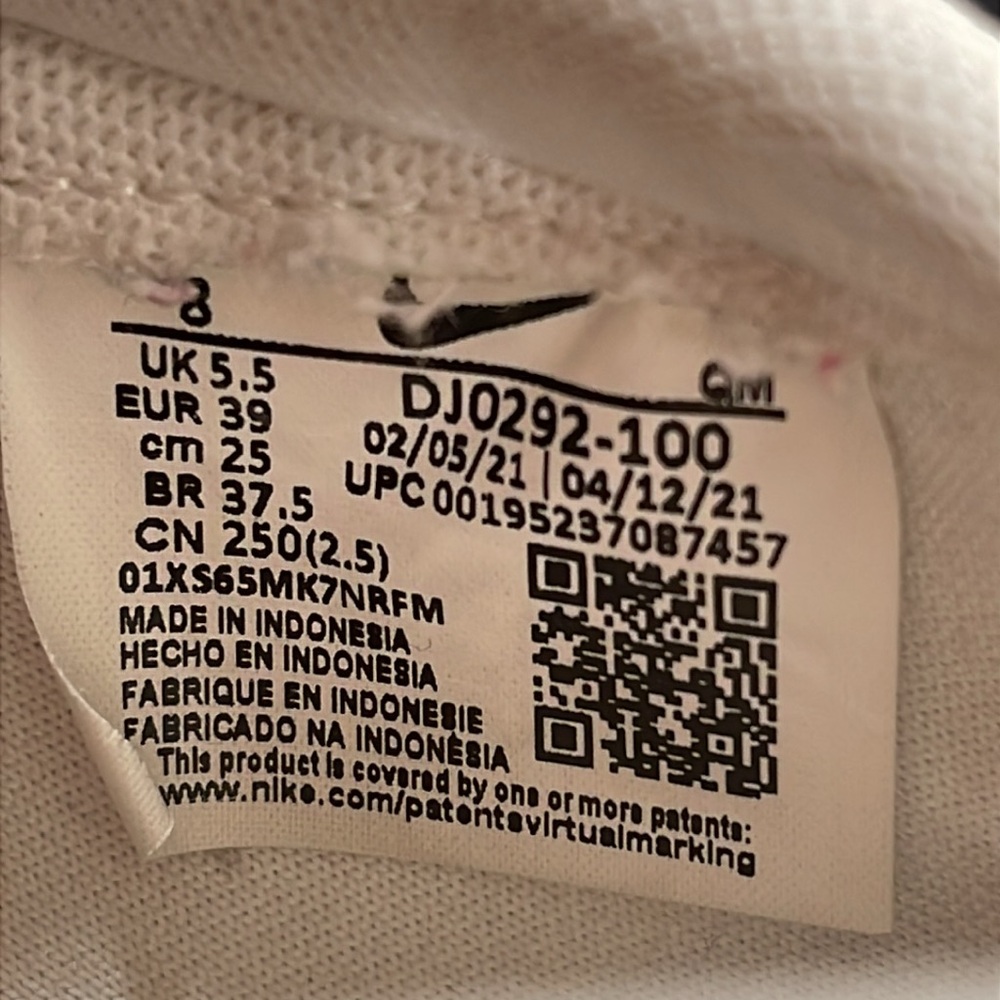 Nike Women's Blazer Low Platform Triple White Leather Sneaker Size 8 - Picture 12 of 12